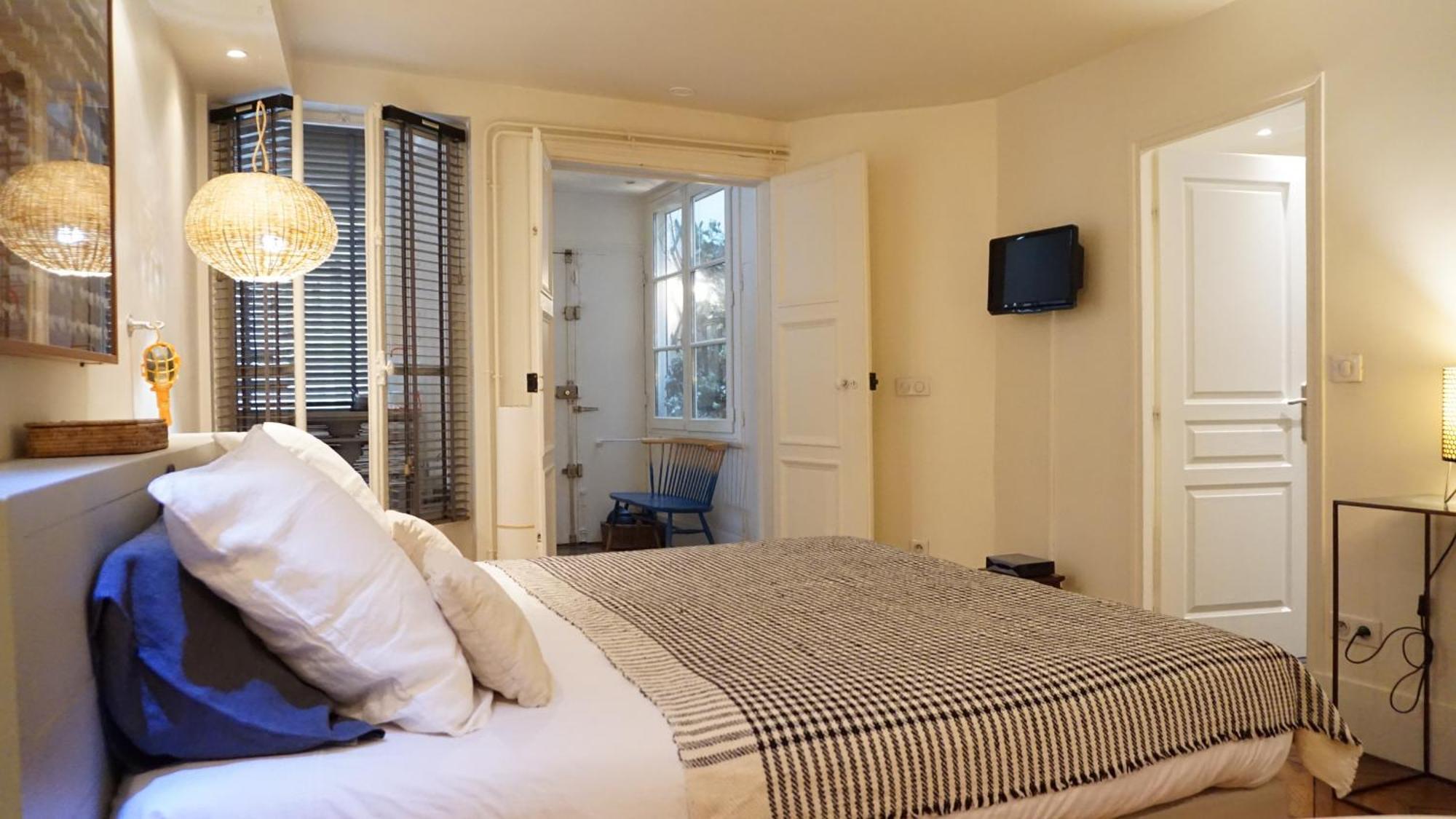 Apartment Rue De Penthievre - 8